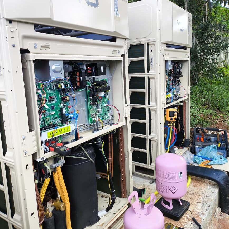 WhatsApp Image 2025-10-24 at 12.14.58